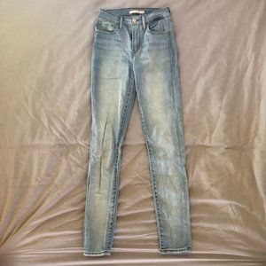 Levis High Rise Skinny Jeans